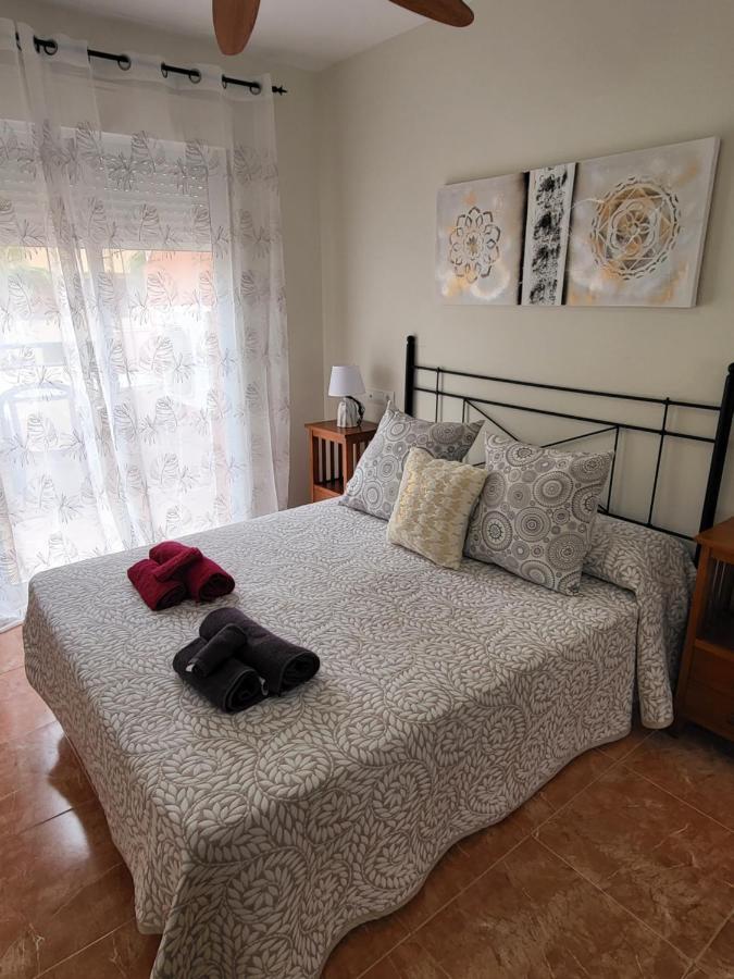 ¡Apartamento en primera línea con terraza y cerca de la piscina comunitaria! Vera Exterior foto
